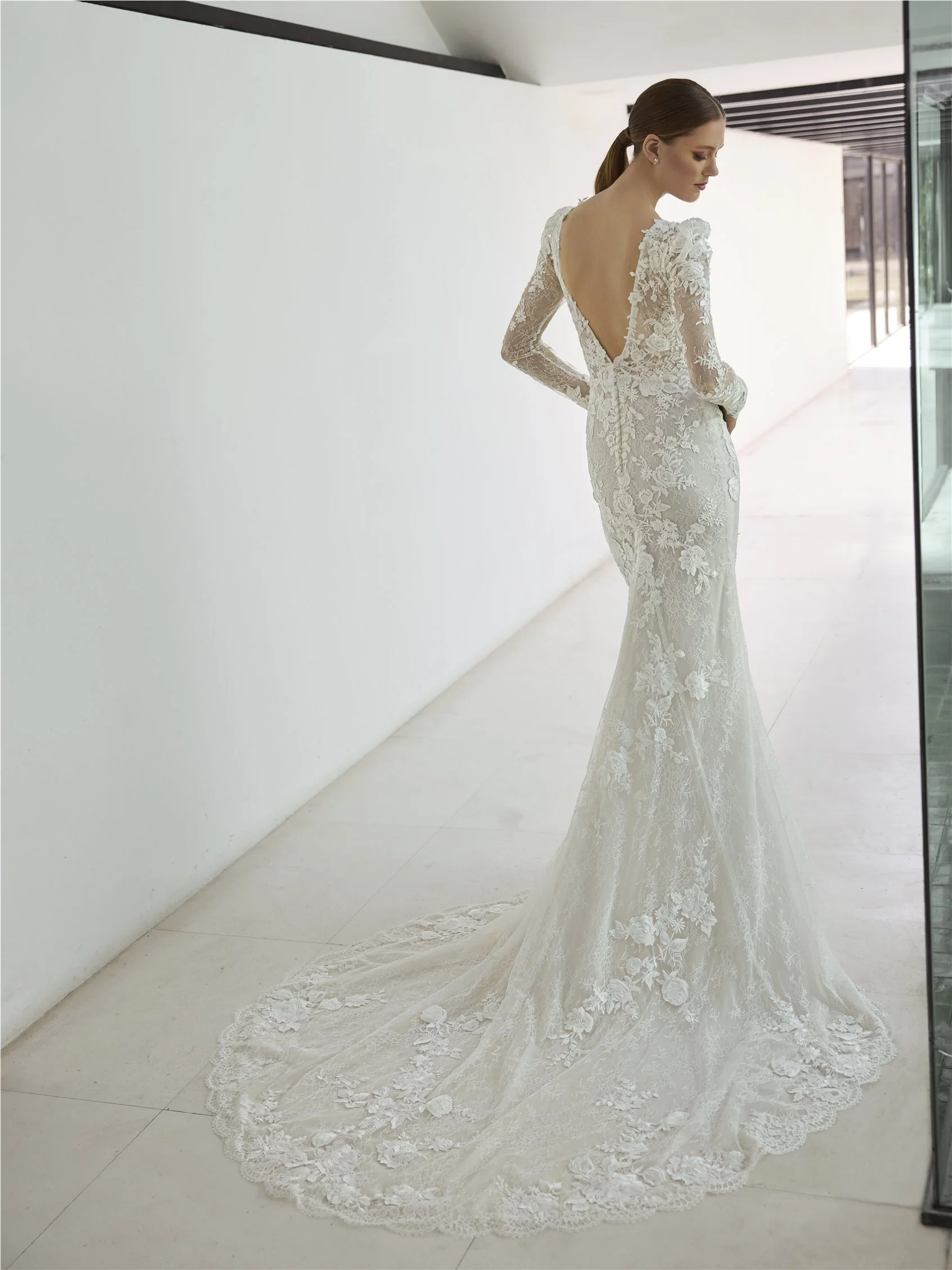 AYSUN - Image 3